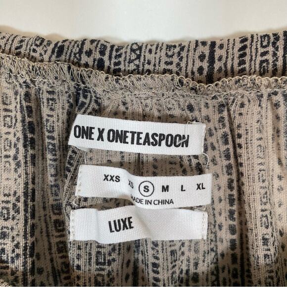 ONE TEASPOON Chelsea Off Shoulder Oversized High Low Billow Sleeve Top - Picture 8 of 9